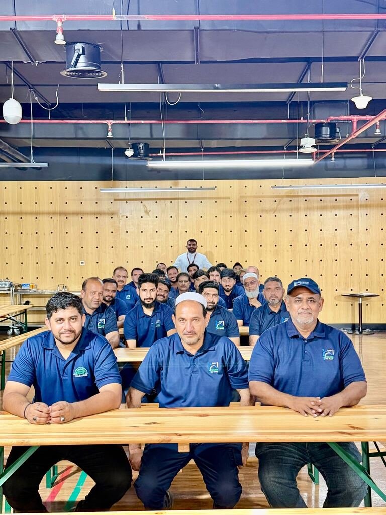 bab al madina bus rental team dubai 768